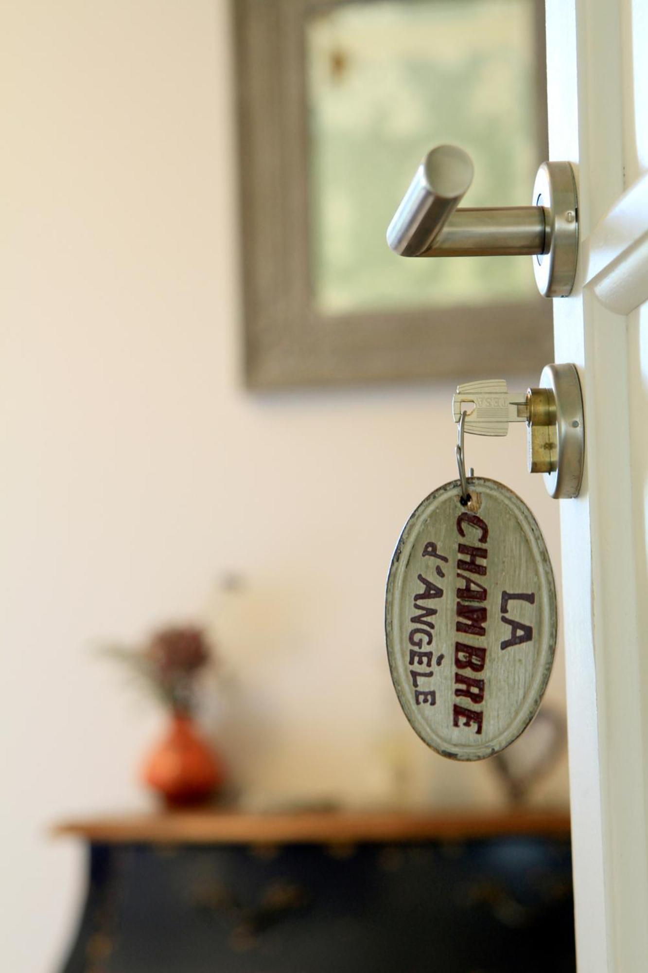 Maison D'Hotes La Maison De Leopold Terrasson エクステリア 写真