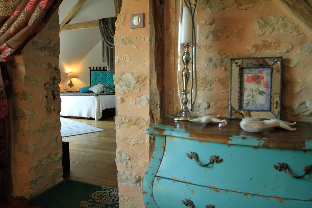 Maison D'Hotes La Maison De Leopold Terrasson エクステリア 写真